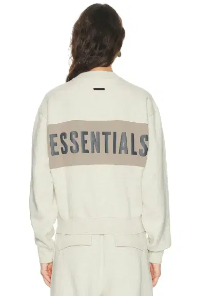 Fear of God Essentials Classic Sweatshirt | Thumbnail 3