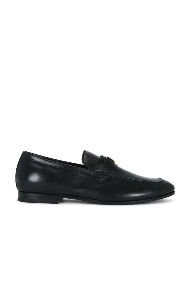 Valentino Garavani Vlogo Signature Loafer