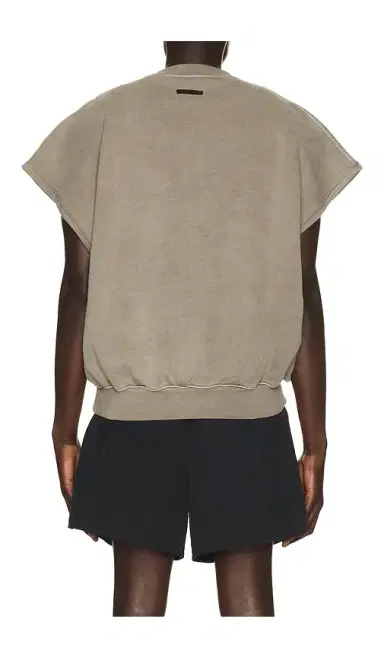Fear of God Essentials Relaxed Fleece Cutoff Sweatshirt | Thumbnail 6