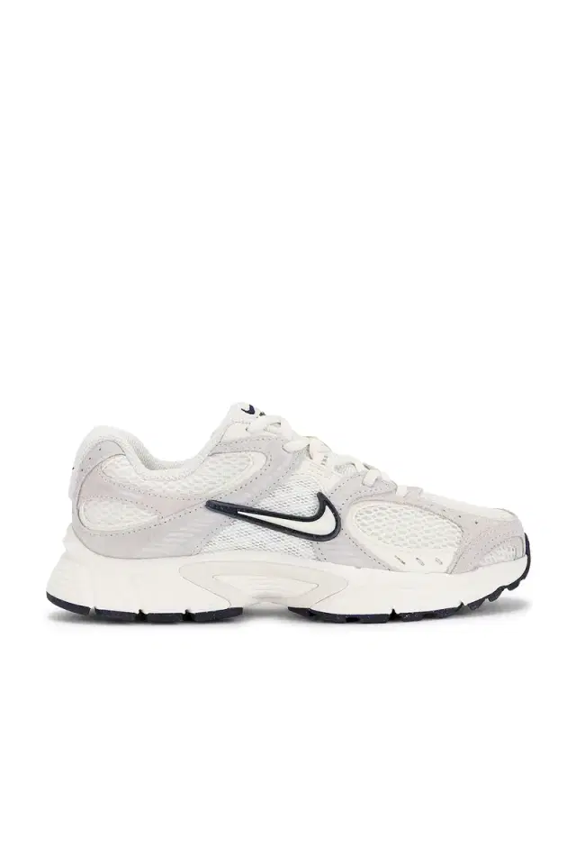 Nike V5 RNR Suede 2 Sneaker