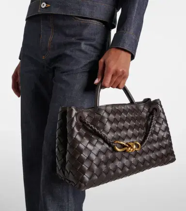 Bottega Veneta East-West Andiamo leather tote bag | Thumbnail 6 Bottega Veneta East-West Andiamo leather tote bag | Thumbnail 6