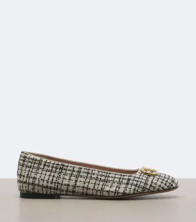 Valentino Garavani VLogo bouclé ballet flats | Thumbnail 2