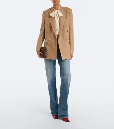 Valentino Garavani Rockstud Small suede pouch | Thumbnail 5 Valentino Garavani Rockstud Small suede pouch | Thumbnail 5