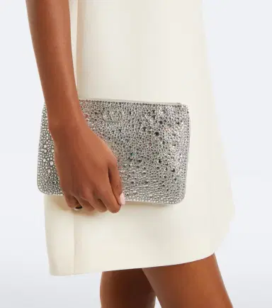 Valentino Garavani VLogo Swarovski-embellished leather pouch | Thumbnail 6 Valentino Garavani VLogo Swarovski-embellished leather pouch | Thumbnail 6