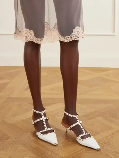 Valentino Garavani Rockstud 40 Leather Sandals | Thumbnail 2 Valentino Garavani Rockstud 40 Leather Sandals | Thumbnail 2