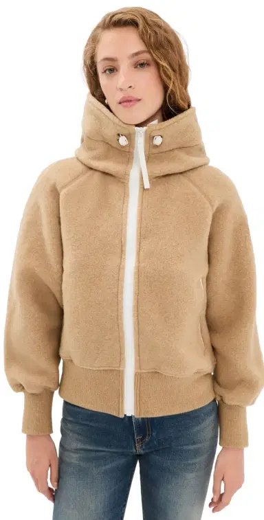 Canada Goose Chilliwack White Disc Fleece Bomber Ecru Beige | Thumbnail 1 Canada Goose Chilliwack White Disc Fleece Bomber Ecru Beige | Thumbnail 1