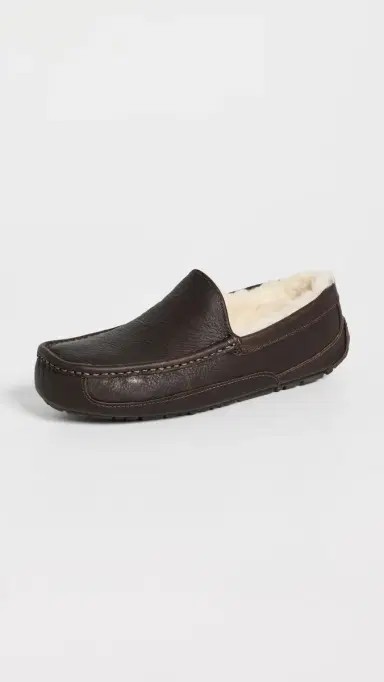 UGG Ascot Slippers Dark Spice 9 | Thumbnail 2 UGG Ascot Slippers Dark Spice 9 | Thumbnail 2