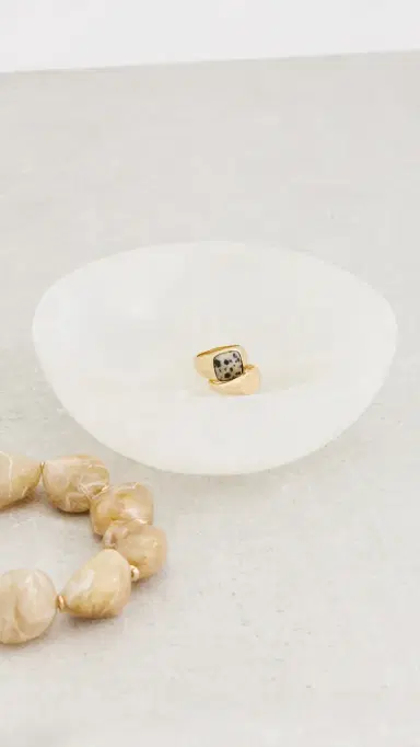JIA JIA Selenite Round Bowl | Thumbnail 2