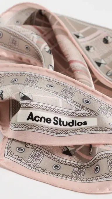 Acne Studios Volta Triangle Check Scarf | Thumbnail 4 Acne Studios Volta Triangle Check Scarf | Thumbnail 4