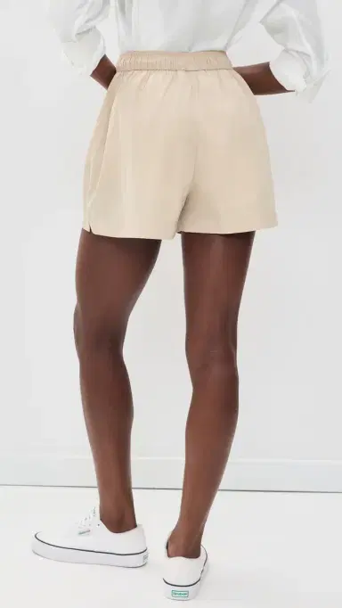 Lacoste Oversized Fit Shorts | Thumbnail 3 Lacoste Oversized Fit Shorts | Thumbnail 3