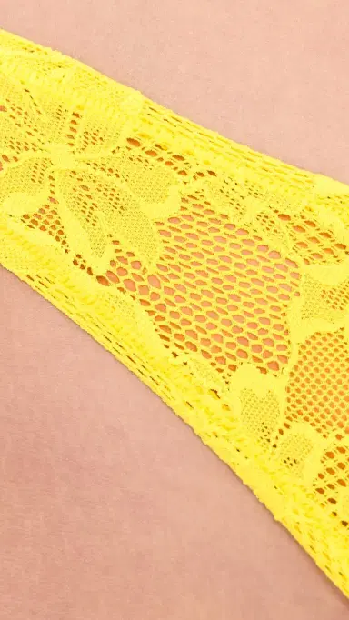 Fleur du Mal Le Stretch Lace Thong Lemon | Thumbnail 5