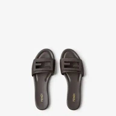 Fendi The iconic FF Tube buckle is the understated detail | Thumbnail 4 Fendi The iconic FF Tube buckle is the understated detail | Thumbnail 4