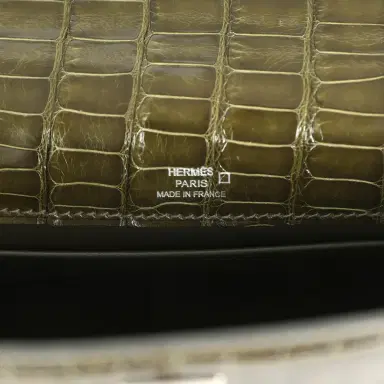 HERMÈS Pre-owned Hermes Kelly Pochette Vert Olive Shiny Alligator Mississippiensis Palladium Hardware | Thumbnail 8 HERMÈS Pre-owned Hermes Kelly Pochette Vert Olive Shiny Alligator Mississippiensis Palladium Hardware | Thumbnail 8