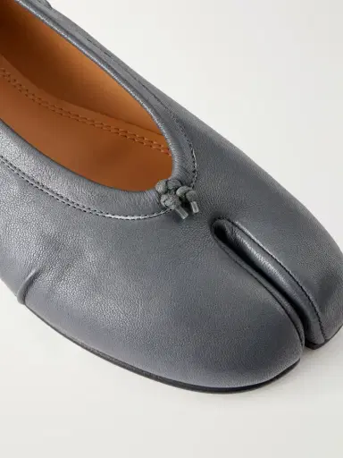 Maison Margiela Tabi Split-toe Textured Leather Ballet Flats | Thumbnail 5