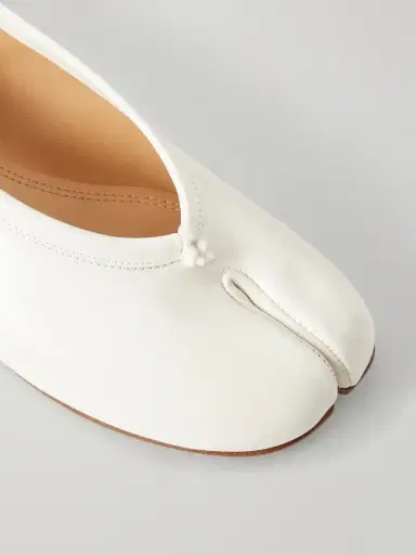 Maison Margiela Tabi New Ballerina Split-toe Patent-leather Ballet Flats | Thumbnail 5