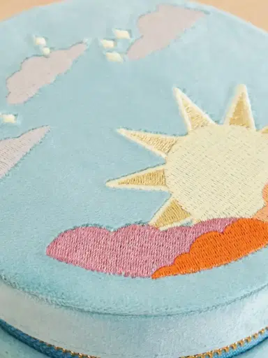 L’Atelier Nawbar Sun Dawn Embroidered Velvet Jewelry Case | Thumbnail 4 L’Atelier Nawbar Sun Dawn Embroidered Velvet Jewelry Case | Thumbnail 4