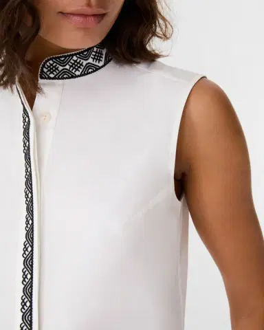 Emporio Sirenuse Andorra Top with Peony Embroidery | Thumbnail 3