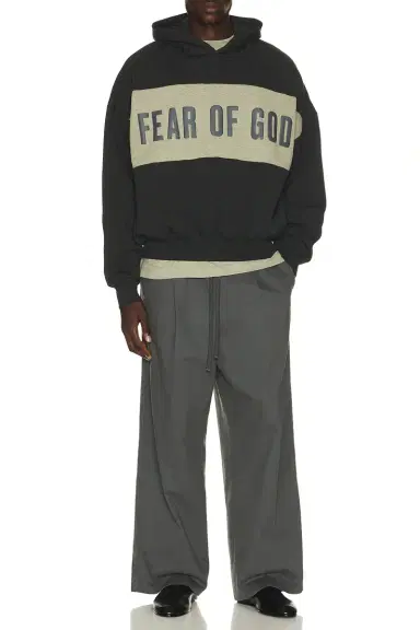 Fear of God Essentials Tee | Thumbnail 3
