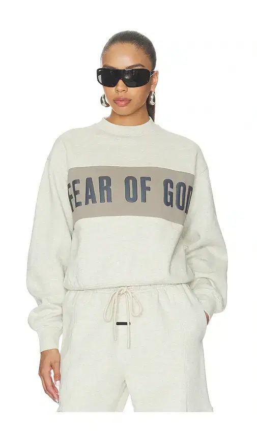 Fear of God ESSENTIALS Classic Sweatshirt
