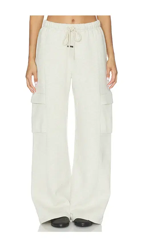 Fear of God ESSENTIALS Cargo Relaxed Sweatpant