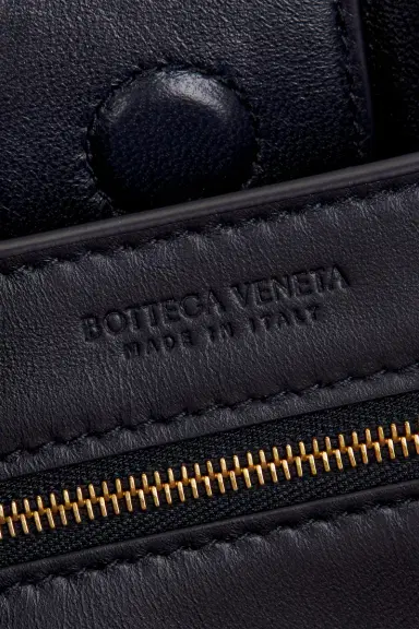 Bottega Veneta Small Andiamo Bag | Thumbnail 7 Bottega Veneta Small Andiamo Bag | Thumbnail 7