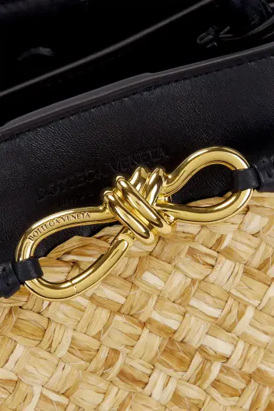 Bottega Veneta Small Andiamo Bag | Thumbnail 8 Bottega Veneta Small Andiamo Bag | Thumbnail 8