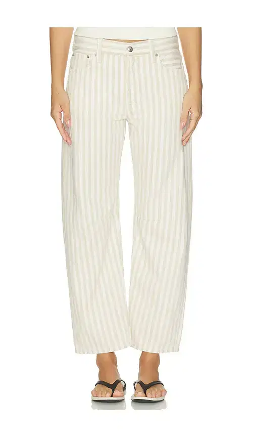 Madewell The Darted Barrel Leg Jean