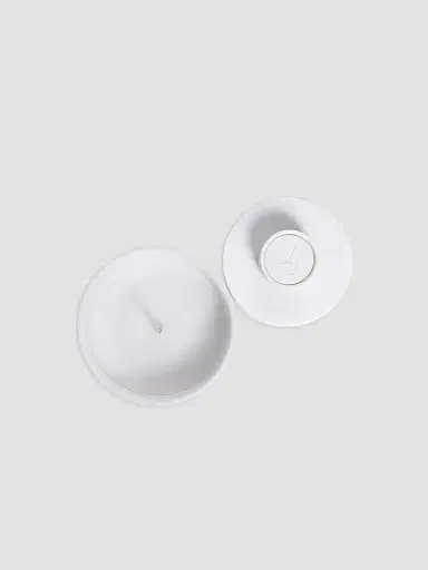 Van Dang Fragrances Rosa Luna Scented Candle | Thumbnail 5