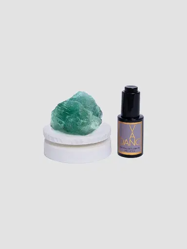 Van Dang Fragrances Veldt Diffuser Oil & Flourite Crystal Meditation Set | Thumbnail 2