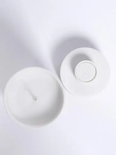 Van Dang Fragrances Solaire Scented Candle | Thumbnail 5