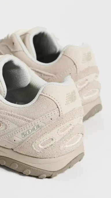 New Balance 204L Sneakers Timberwolf/Linen M 7/ W 8.5 | Thumbnail 4 New Balance 204L Sneakers Timberwolf/Linen M 7/ W 8.5 | Thumbnail 4