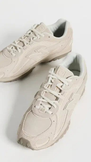 New Balance 204L Sneakers Timberwolf/Linen M 7/ W 8.5 | Thumbnail 5 New Balance 204L Sneakers Timberwolf/Linen M 7/ W 8.5 | Thumbnail 5