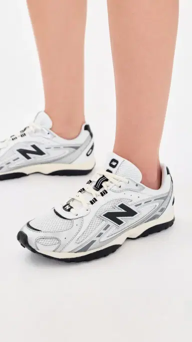 New Balance 204L Sneakers Silver Metallic/Black | Thumbnail 3