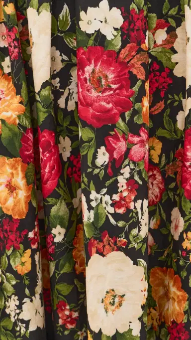 Moon River Floral Print Sweatheart Neck Midi Dress Black multi | Thumbnail 6 Moon River Floral Print Sweatheart Neck Midi Dress Black multi | Thumbnail 6