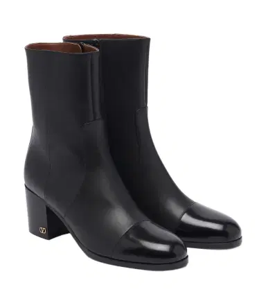 Valentino Garavani VLogo leather ankle boots | Thumbnail 1