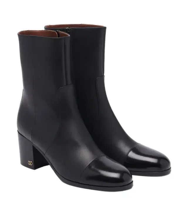 Valentino Garavani VLogo leather ankle boots