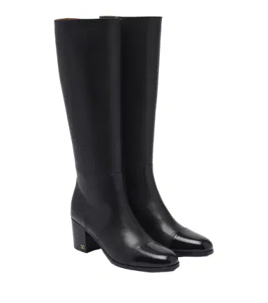Valentino Garavani VLogo leather knee-high boots | Thumbnail 1 Valentino Garavani VLogo leather knee-high boots | Thumbnail 1