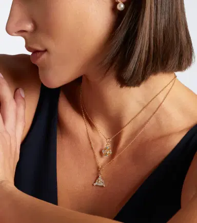 Foundrae Reverie 18kt gold pendant necklace with diamonds and topaz | Thumbnail 6 Foundrae Reverie 18kt gold pendant necklace with diamonds and topaz | Thumbnail 6