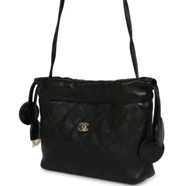 Chanel Chanel CC Drawstring Clutch with Leather Strap Black Lambskin Gold Hardware | Thumbnail 6