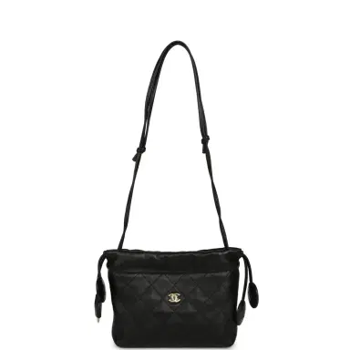 Chanel Chanel CC Drawstring Clutch with Leather Strap Black Lambskin Gold Hardware | Thumbnail 8