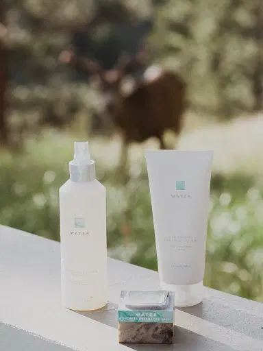 Zents Water Luminous Cashmere Body Oil | Thumbnail 3