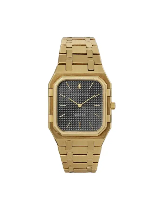 Stephanie Windsor Audemars Piguet Vintage 1980s Royal Oak Cube 33mm 18-Karat Gold Watch (Fits up to 7.2'' wrist) - Men