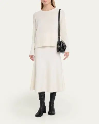 Moncler Small Leather Envelope Crossbody Bag | Thumbnail 5