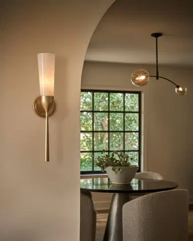 Regina Andrew Mousseaux 22" Wall Sconce | Thumbnail 2 Regina Andrew Mousseaux 22" Wall Sconce | Thumbnail 2