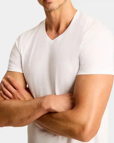 Commando Men's Premier Stretch-Cotton V-Neck Undershirt | Thumbnail 4