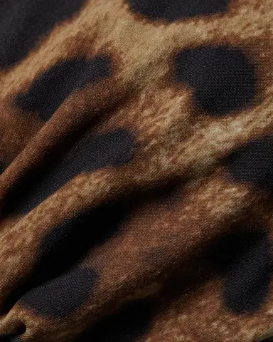 Dolce & Gabbana Leopard Halter Bikini Top | Thumbnail 6 Dolce & Gabbana Leopard Halter Bikini Top | Thumbnail 6