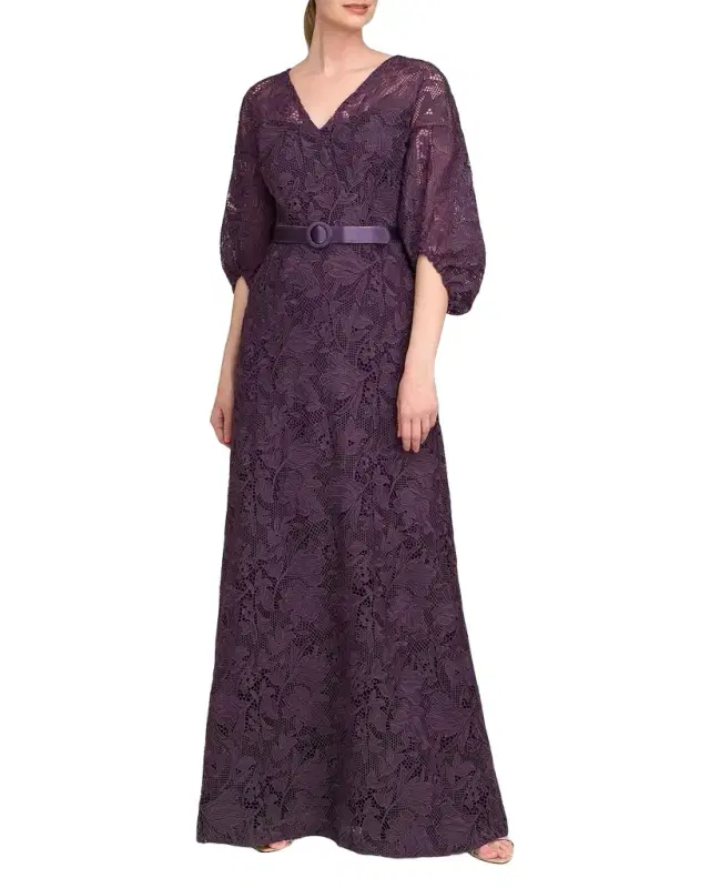 Kay Unger New York Delaney Lace A-Line Gown