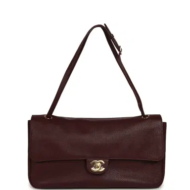 Chanel Chanel Maxi "Souplissimo" Small Flap Bag Burgundy Grained Calfskin Gold Hardware | Thumbnail 6