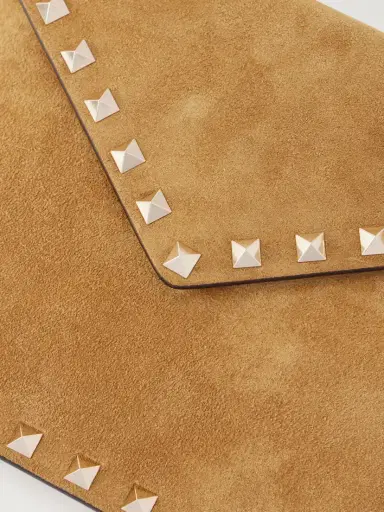 Valentino Garavani Rockstud Medium Suede Pouch | Thumbnail 5 Valentino Garavani Rockstud Medium Suede Pouch | Thumbnail 5