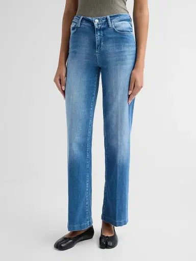 L'Agence Women's Scottie High-Rise Wide-Leg Jeans | Thumbnail 4 L'Agence Women's Scottie High-Rise Wide-Leg Jeans | Thumbnail 4